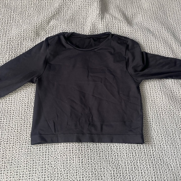 Garage Tops - Black Long Sleeve crop Top